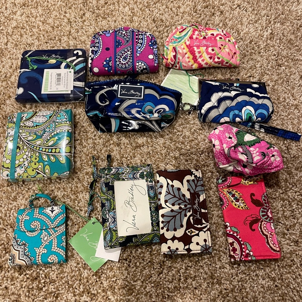 Assorted Vera Bradley accessories